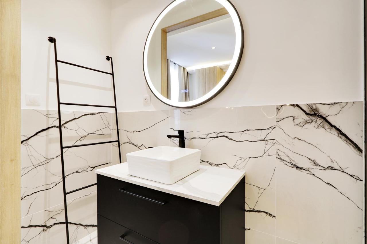 Off Majesti Upper Marais Apartment- Rue Du Faubourg Saint-Martin Párizs Kültér fotó